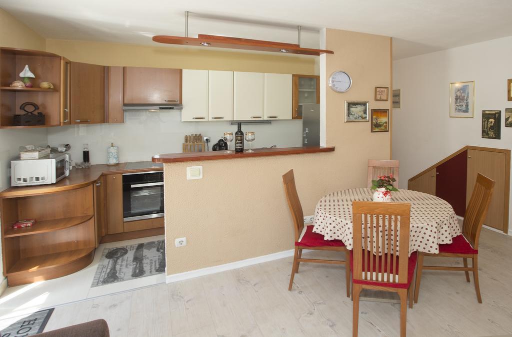 City Center Apartment Kadena スプリト エクステリア 写真