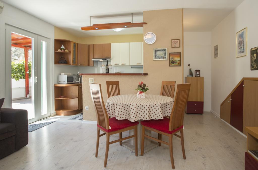 City Center Apartment Kadena スプリト エクステリア 写真